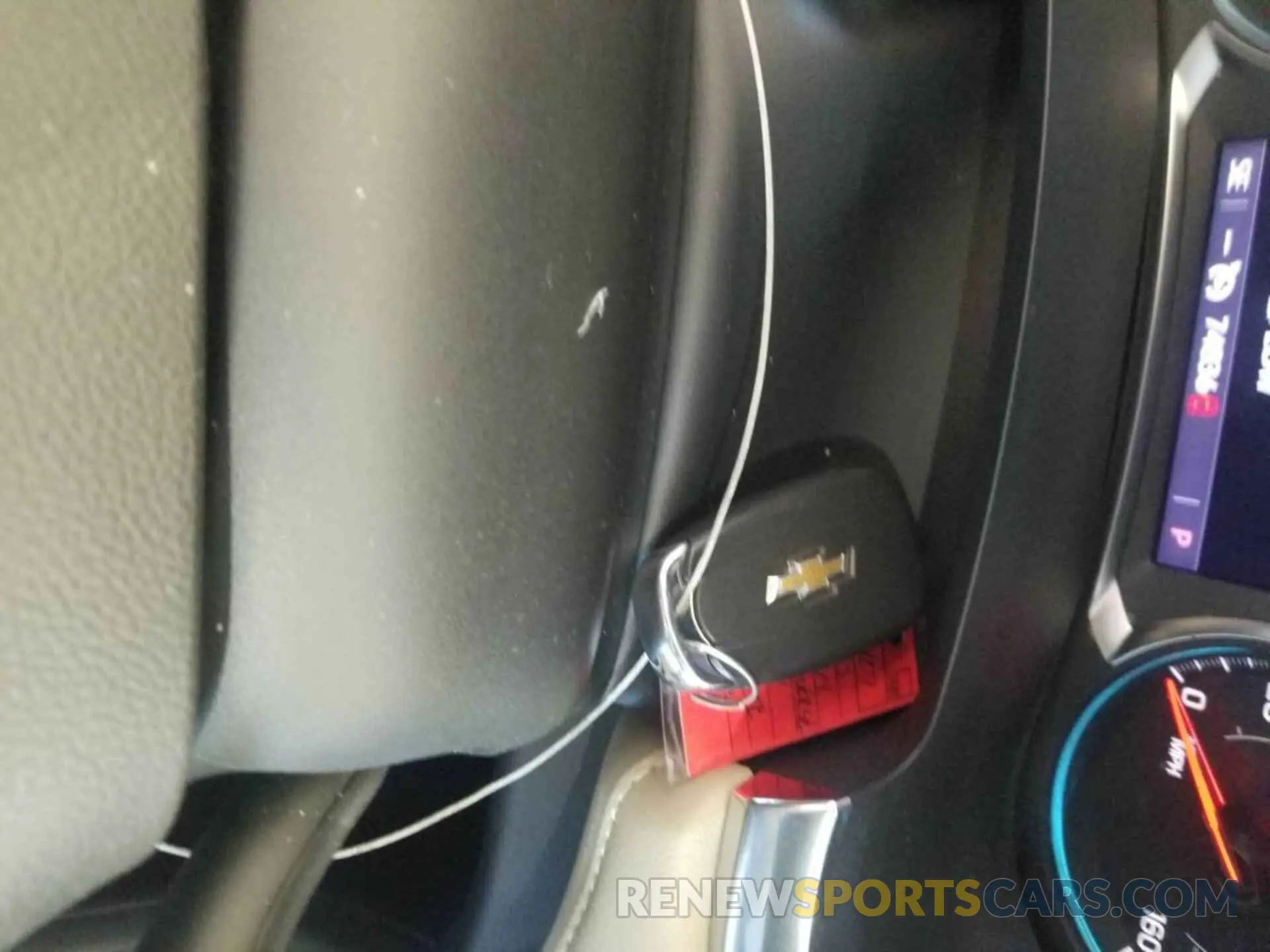8 Photograph of a damaged car 1GNEVGKW6PJ145427 CHEVROLET TRAVERSE 2023