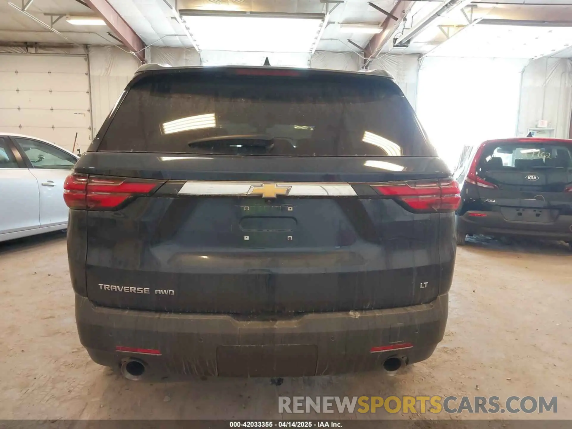 16 Photograph of a damaged car 1GNEVGKW7PJ132279 CHEVROLET TRAVERSE 2023