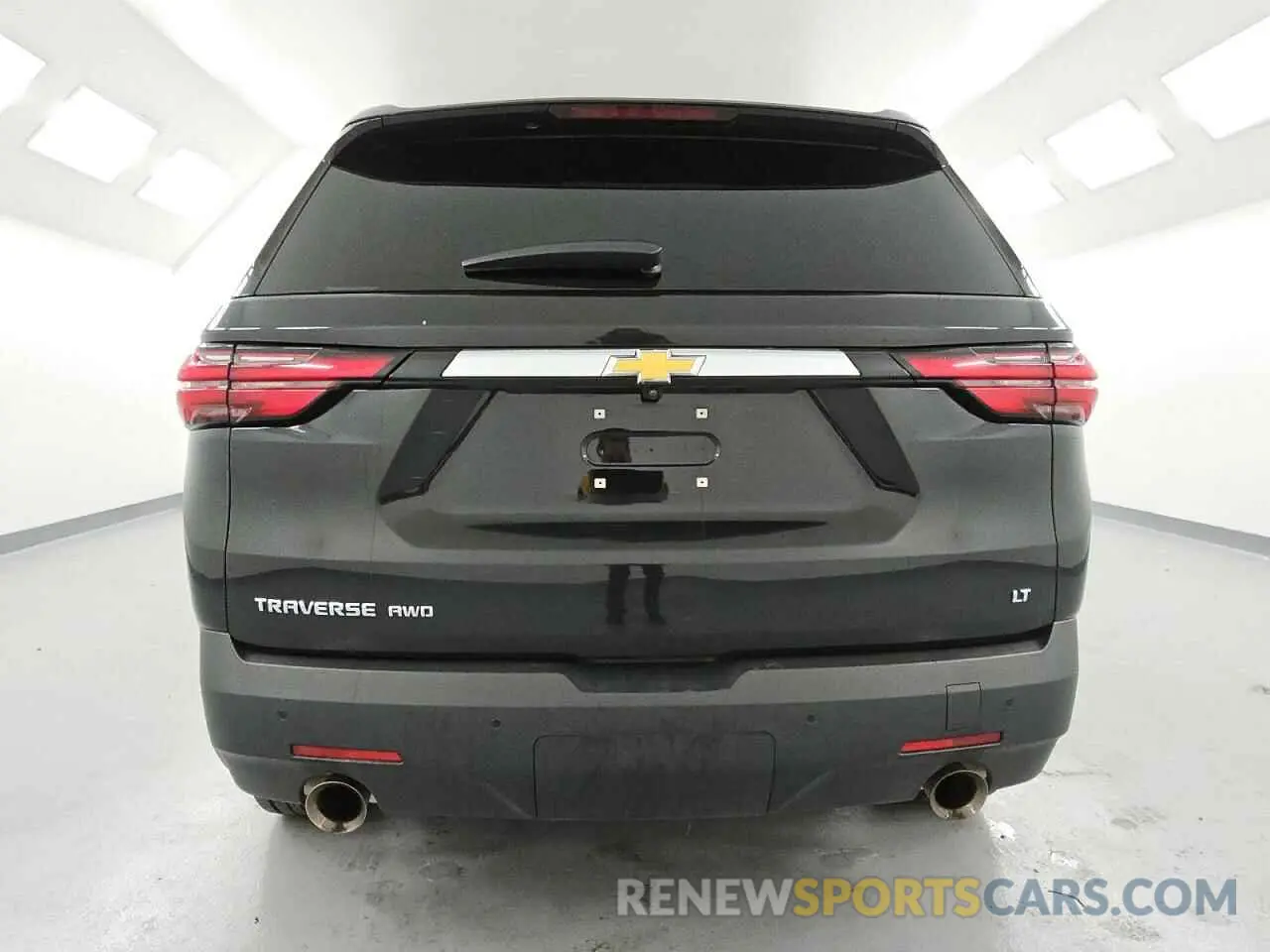 6 Photograph of a damaged car 1GNEVGKW7PJ148353 CHEVROLET TRAVERSE 2023