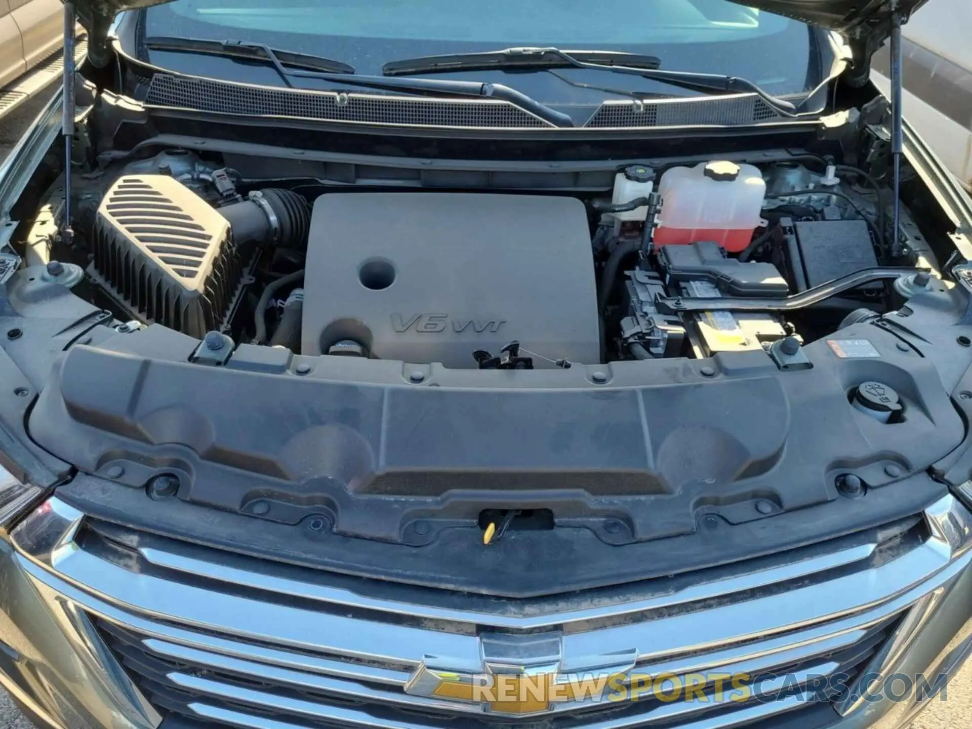 19 Photograph of a damaged car 1GNEVGKW7PJ227568 CHEVROLET TRAVERSE 2023