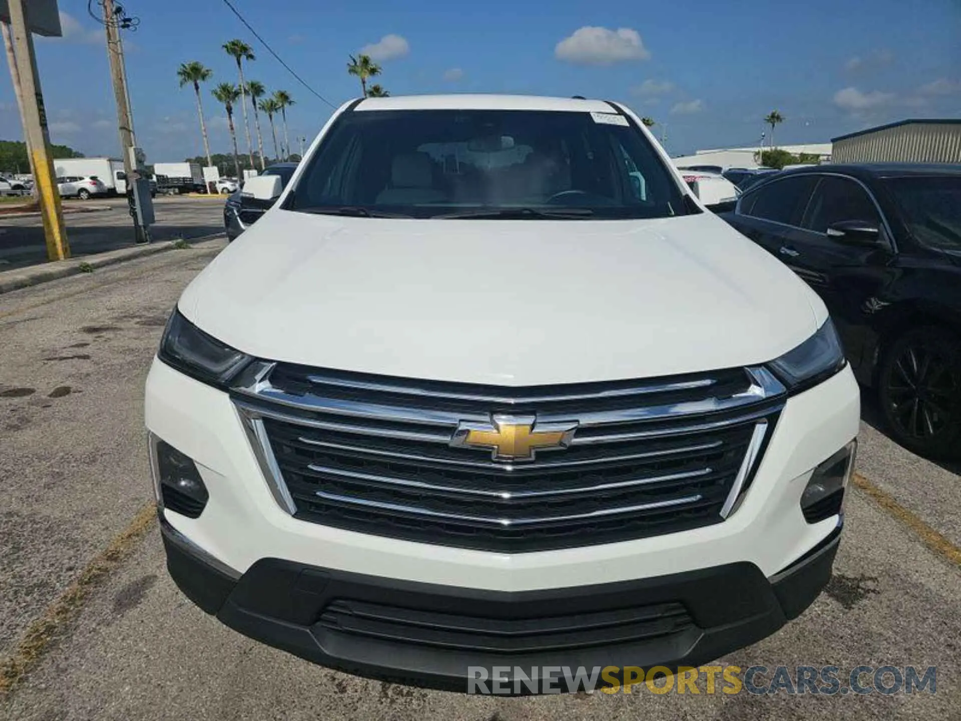 10 Photograph of a damaged car 1GNEVGKW8PJ145509 CHEVROLET TRAVERSE 2023