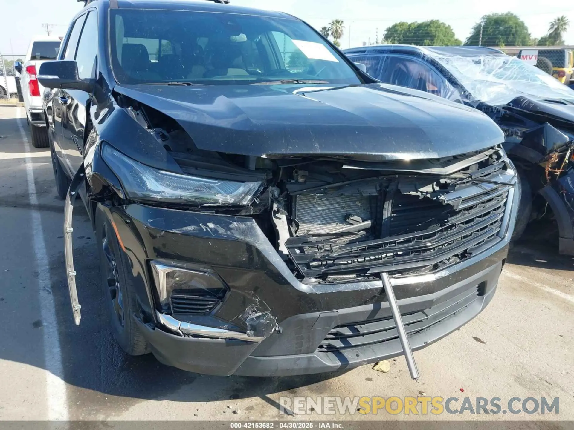 6 Photograph of a damaged car 1GNEVGKW9PJ296374 CHEVROLET TRAVERSE 2023