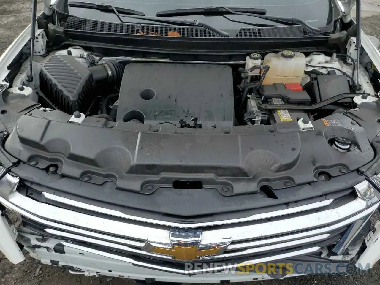 13 Photograph of a damaged car 1GNEVHKW0PJ152234 CHEVROLET TRAVERSE 2023