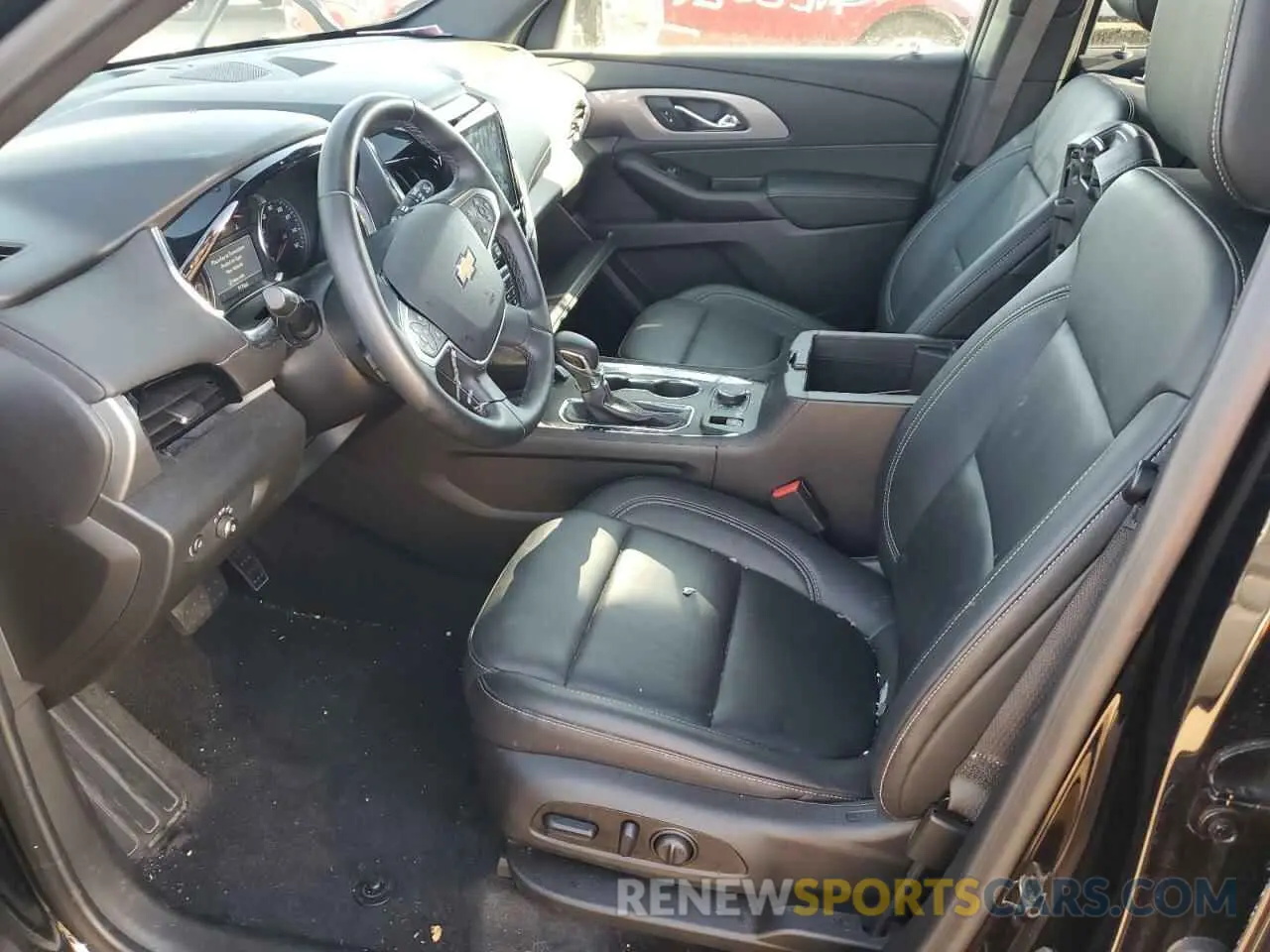 7 Photograph of a damaged car 1GNEVHKW0PJ328859 CHEVROLET TRAVERSE 2023