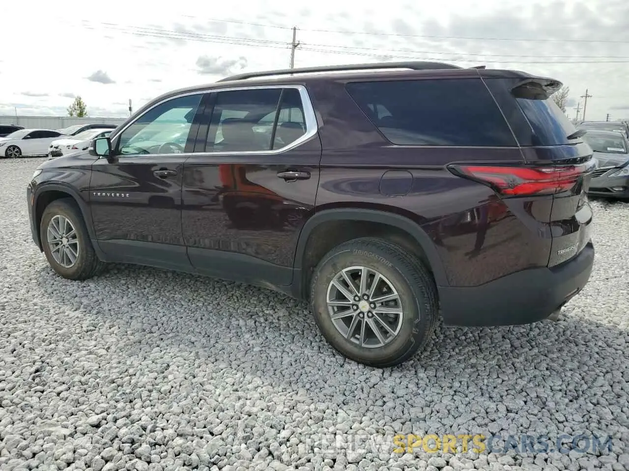 2 Photograph of a damaged car 1GNEVHKW1PJ170001 CHEVROLET TRAVERSE 2023
