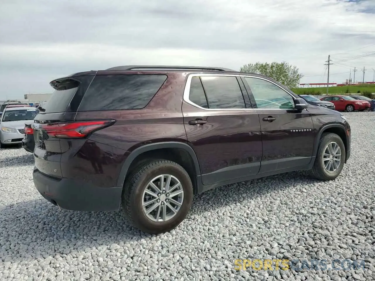 3 Photograph of a damaged car 1GNEVHKW1PJ170001 CHEVROLET TRAVERSE 2023