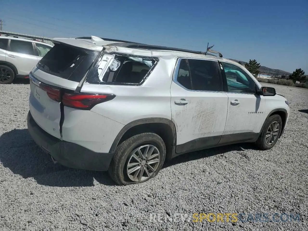 3 Photograph of a damaged car 1GNEVHKW2PJ191164 CHEVROLET TRAVERSE 2023