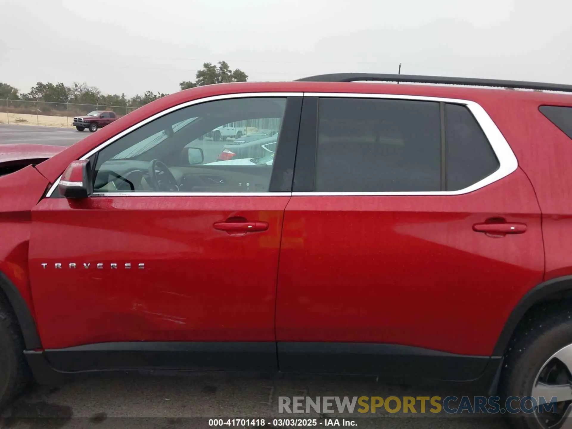 14 Photograph of a damaged car 1GNEVHKW2PJ241268 CHEVROLET TRAVERSE 2023