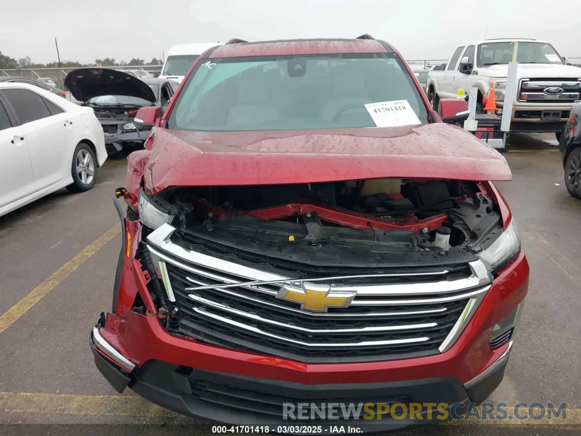 6 Photograph of a damaged car 1GNEVHKW2PJ241268 CHEVROLET TRAVERSE 2023