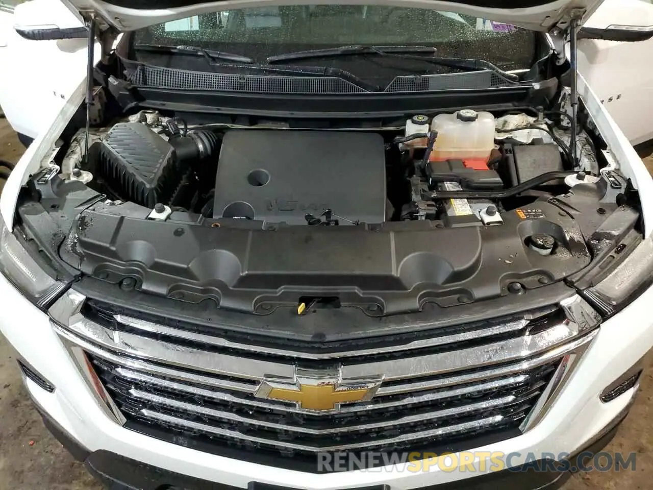 12 Photograph of a damaged car 1GNEVHKW3PJ146475 CHEVROLET TRAVERSE 2023