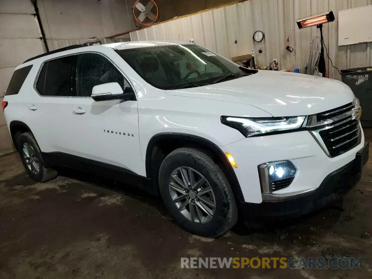4 Photograph of a damaged car 1GNEVHKW3PJ146475 CHEVROLET TRAVERSE 2023