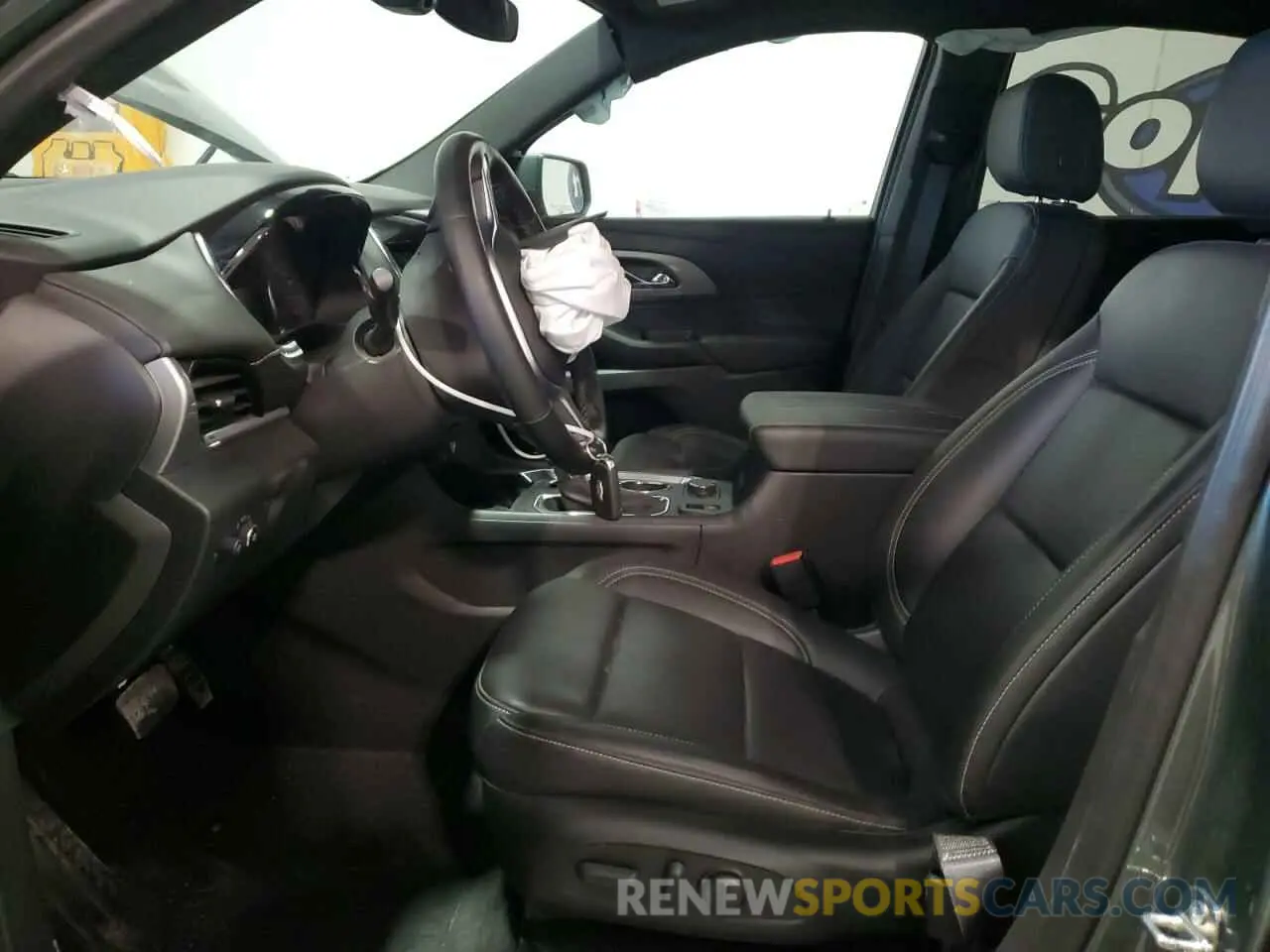7 Photograph of a damaged car 1GNEVHKW4PJ231163 CHEVROLET TRAVERSE 2023