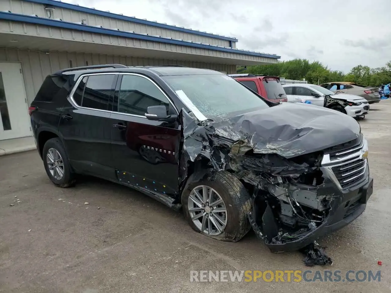 4 Photograph of a damaged car 1GNEVHKW5PJ171779 CHEVROLET TRAVERSE 2023
