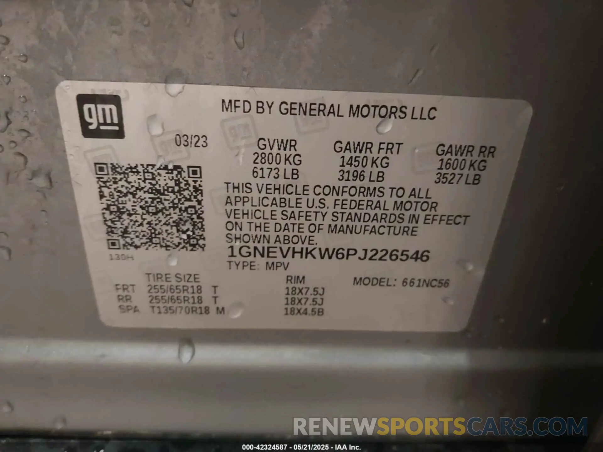 9 Photograph of a damaged car 1GNEVHKW6PJ226546 CHEVROLET TRAVERSE 2023