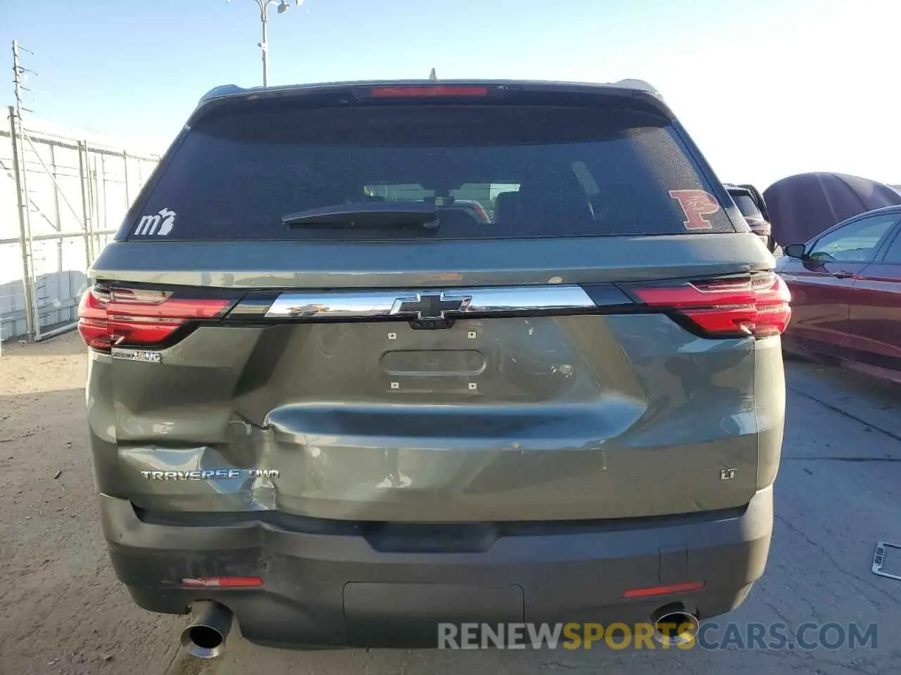 6 Photograph of a damaged car 1GNEVHKW8PJ190861 CHEVROLET TRAVERSE 2023