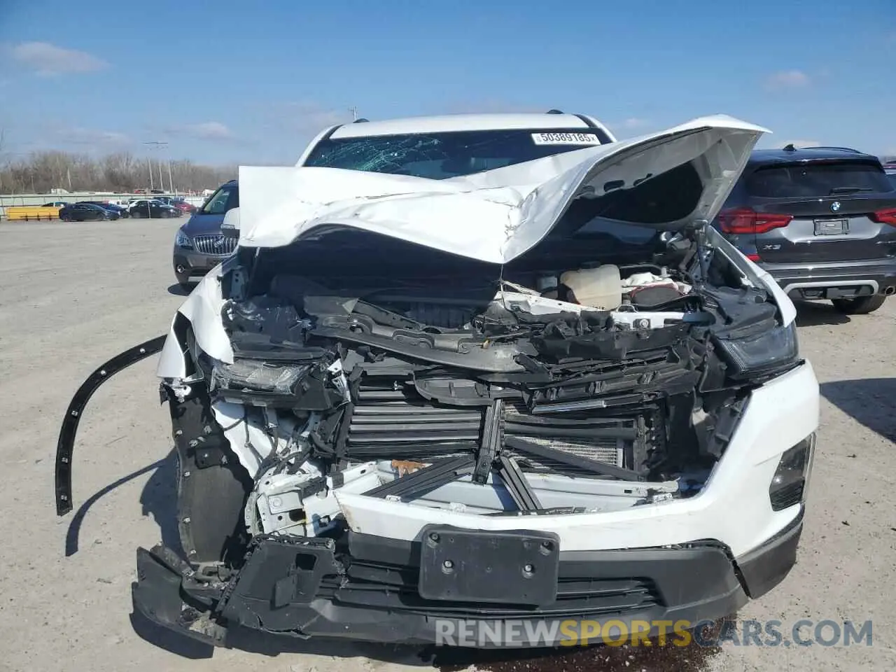 5 Photograph of a damaged car 1GNEVHKWXPJ231359 CHEVROLET TRAVERSE 2023