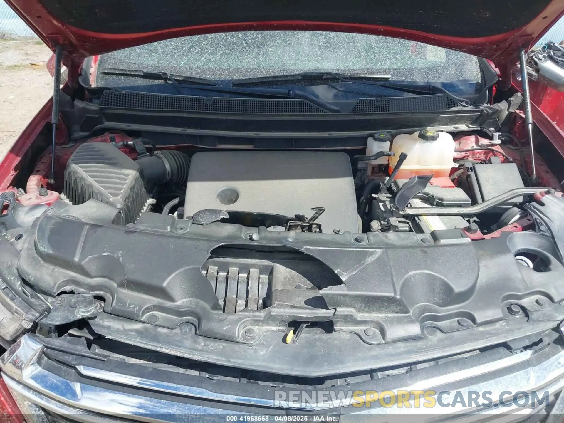 10 Photograph of a damaged car 1GNEVHKWXPJ298401 CHEVROLET TRAVERSE 2023