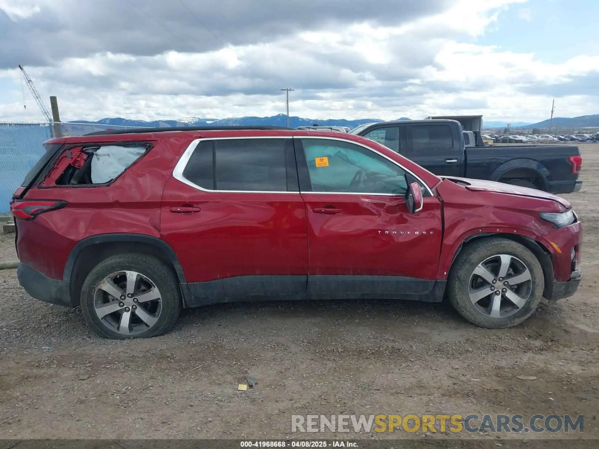 13 Photograph of a damaged car 1GNEVHKWXPJ298401 CHEVROLET TRAVERSE 2023