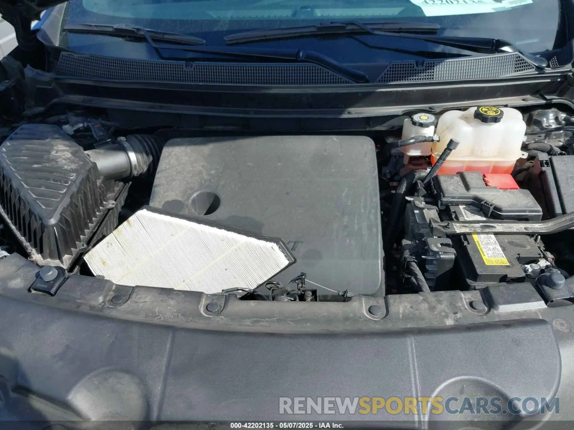 10 Photograph of a damaged car 1GNEVJKW0PJ119192 CHEVROLET TRAVERSE 2023