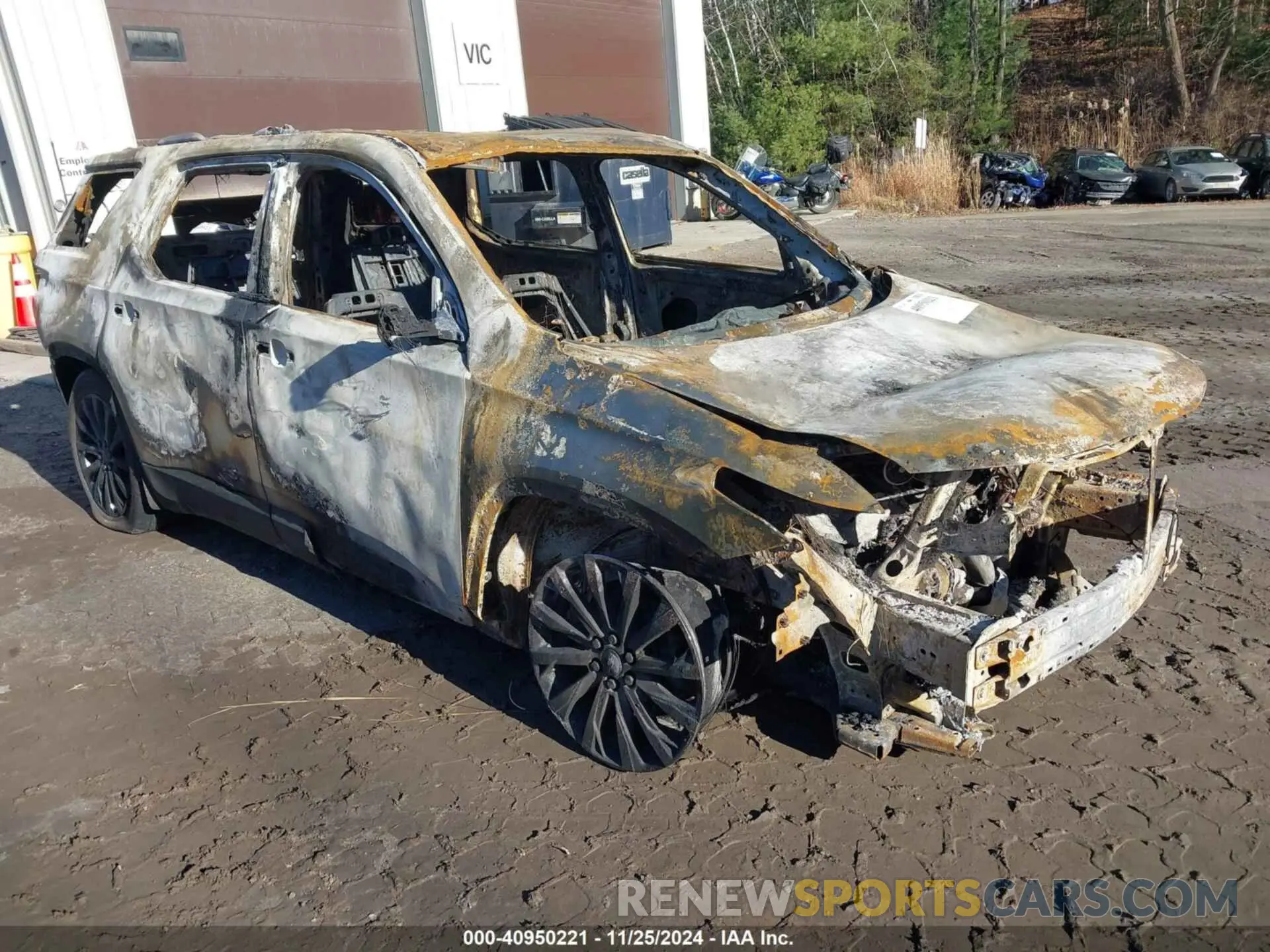 1 Photograph of a damaged car 1GNEVJKW5PJ277446 CHEVROLET TRAVERSE 2023