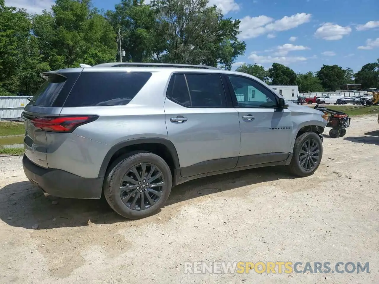 3 Photograph of a damaged car 1GNEVJKW5PJ298636 CHEVROLET TRAVERSE 2023