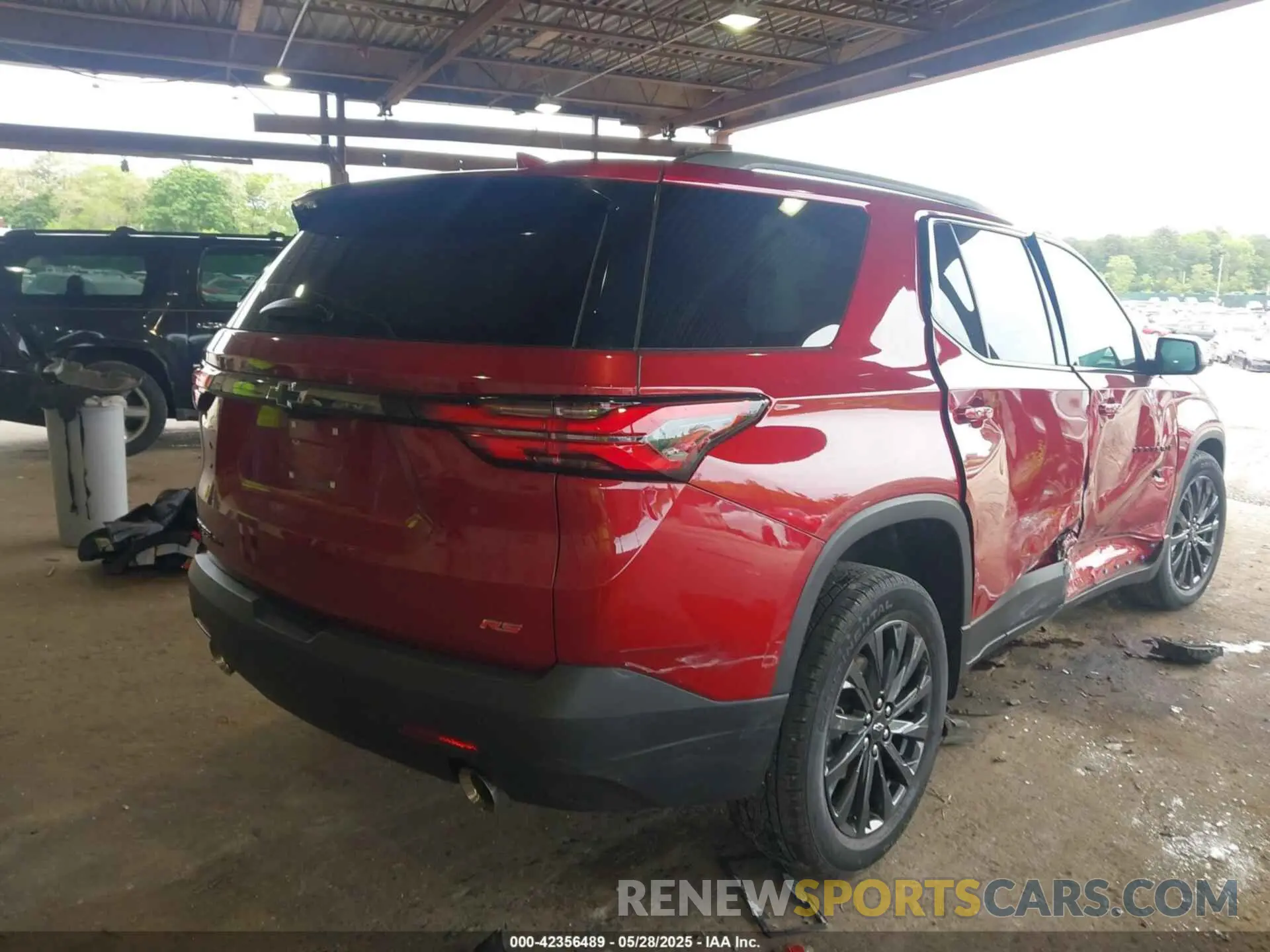4 Photograph of a damaged car 1GNEVJKW6PJ117933 CHEVROLET TRAVERSE 2023