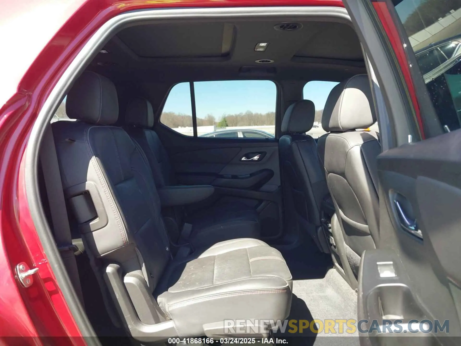 8 Photograph of a damaged car 1GNEVJKW8PJ234669 CHEVROLET TRAVERSE 2023