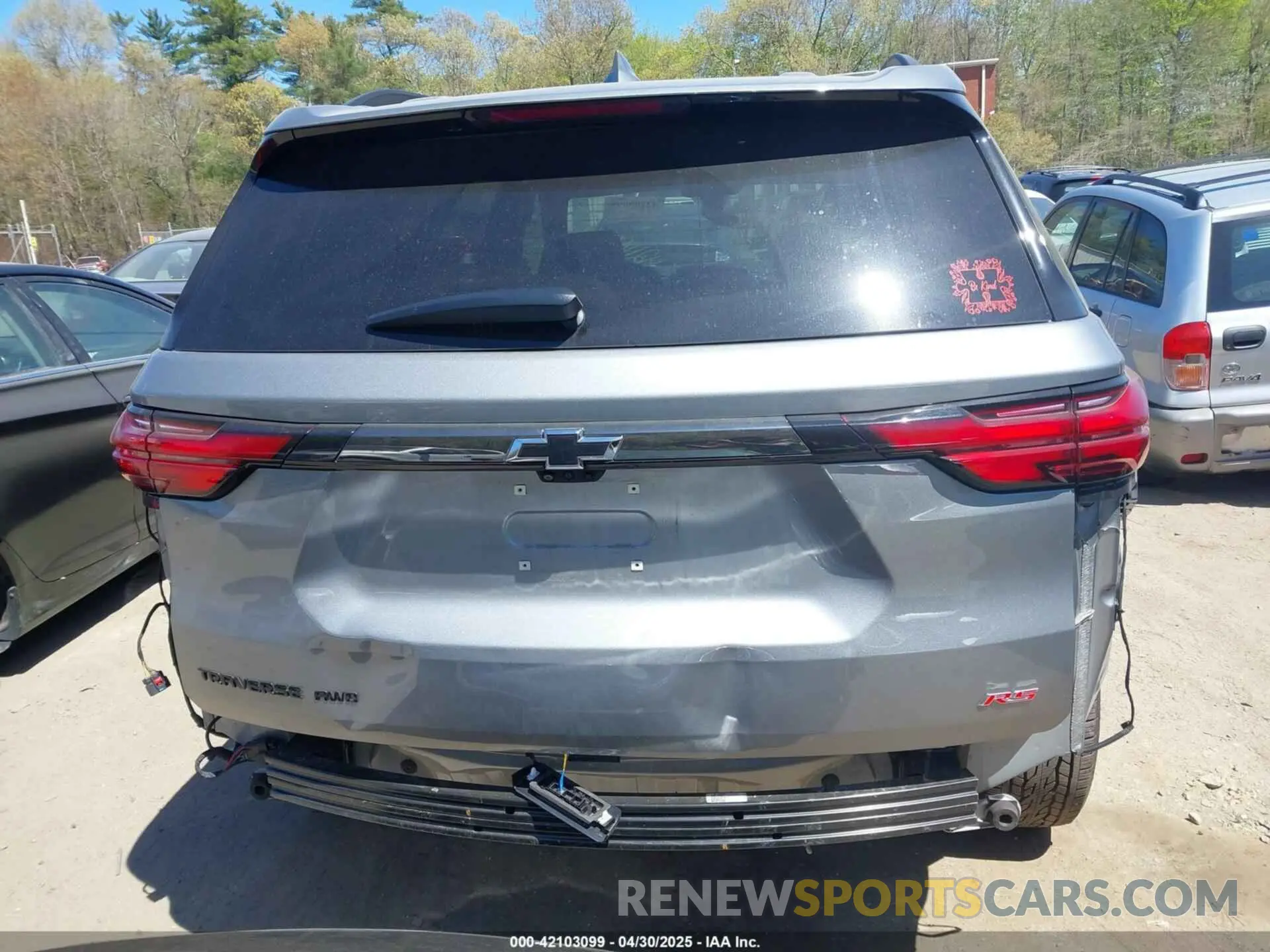 17 Photograph of a damaged car 1GNEVJKWXPJ245883 CHEVROLET TRAVERSE 2023