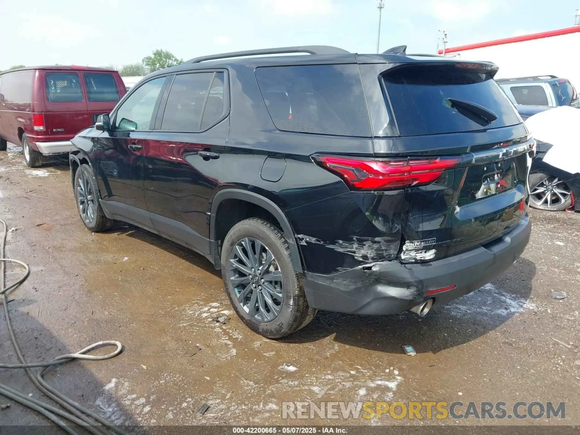 3 Photograph of a damaged car 1GNEVJKWXPJ290497 CHEVROLET TRAVERSE 2023