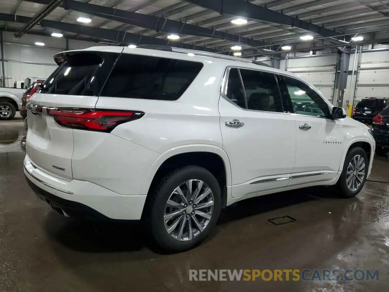 3 Photograph of a damaged car 1GNEVKKW1PJ122981 CHEVROLET TRAVERSE 2023