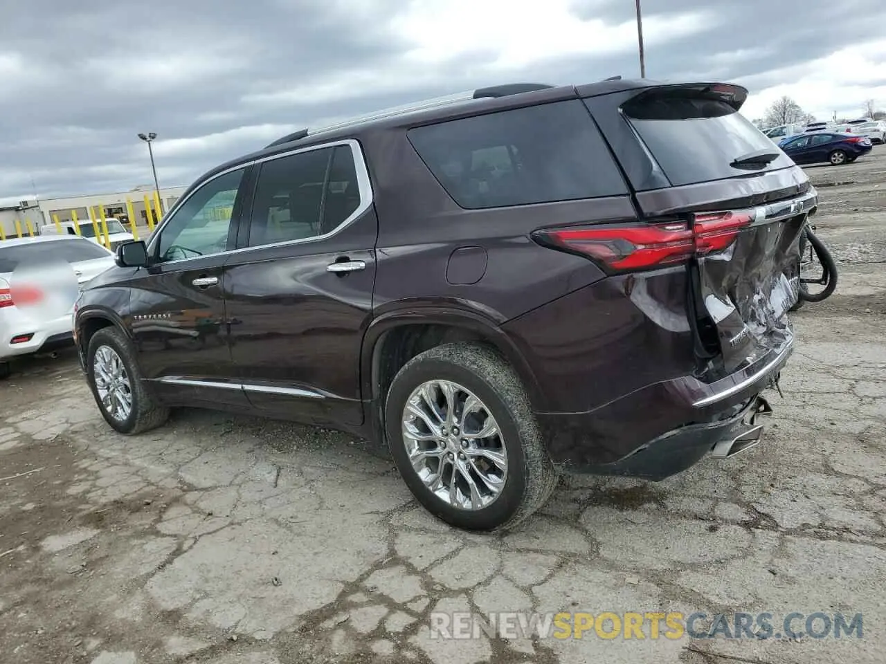 2 Photograph of a damaged car 1GNEVKKW1PJ189211 CHEVROLET TRAVERSE 2023