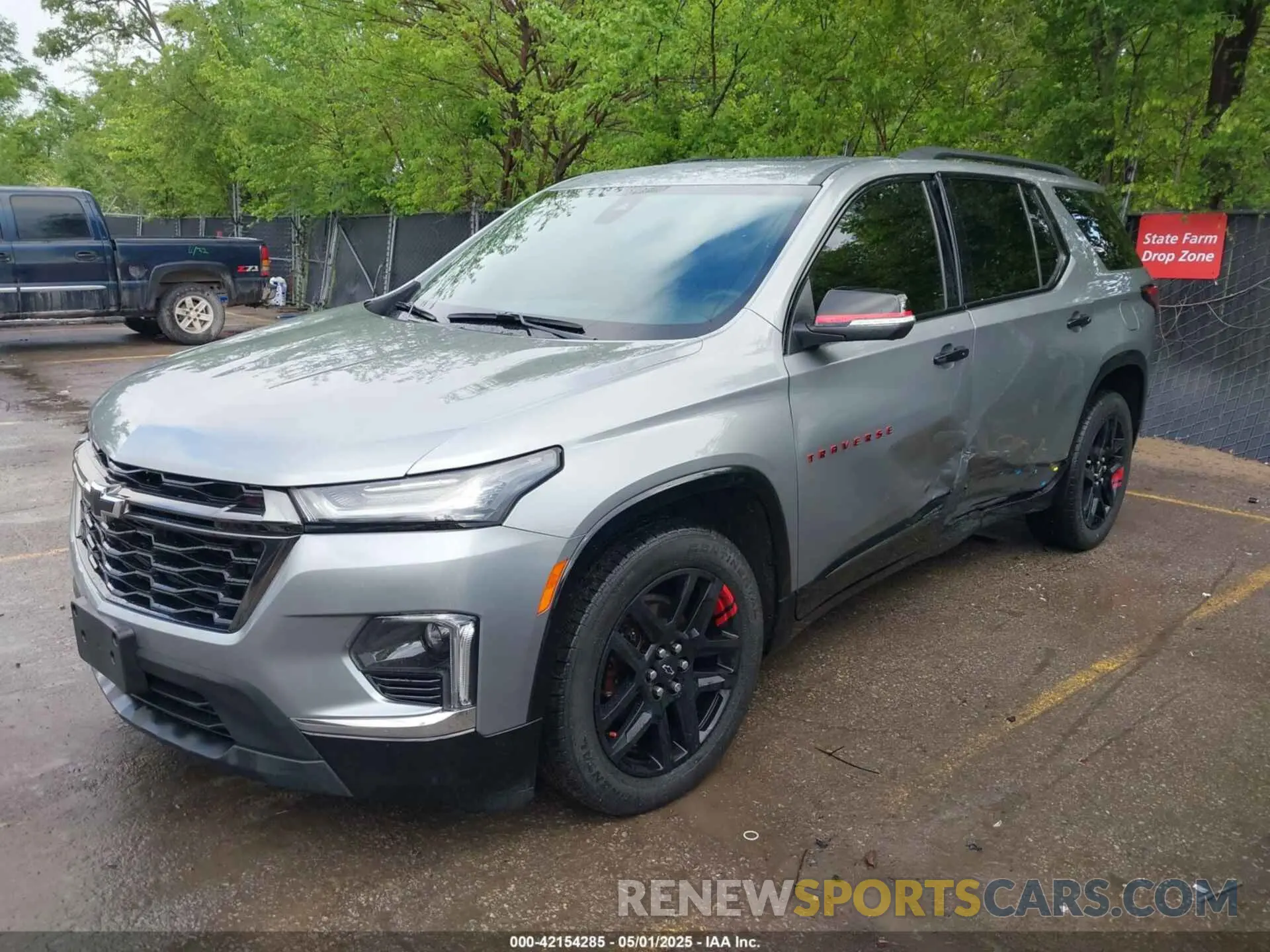 2 Photograph of a damaged car 1GNEVKKW6PJ162568 CHEVROLET TRAVERSE 2023