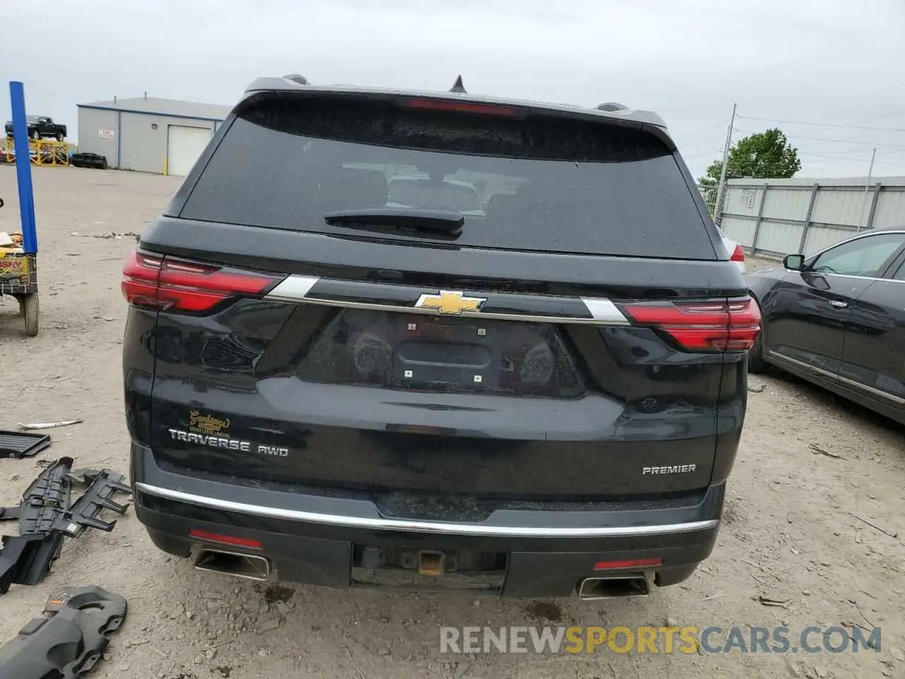 6 Photograph of a damaged car 1GNEVKKW6PJ236300 CHEVROLET TRAVERSE 2023