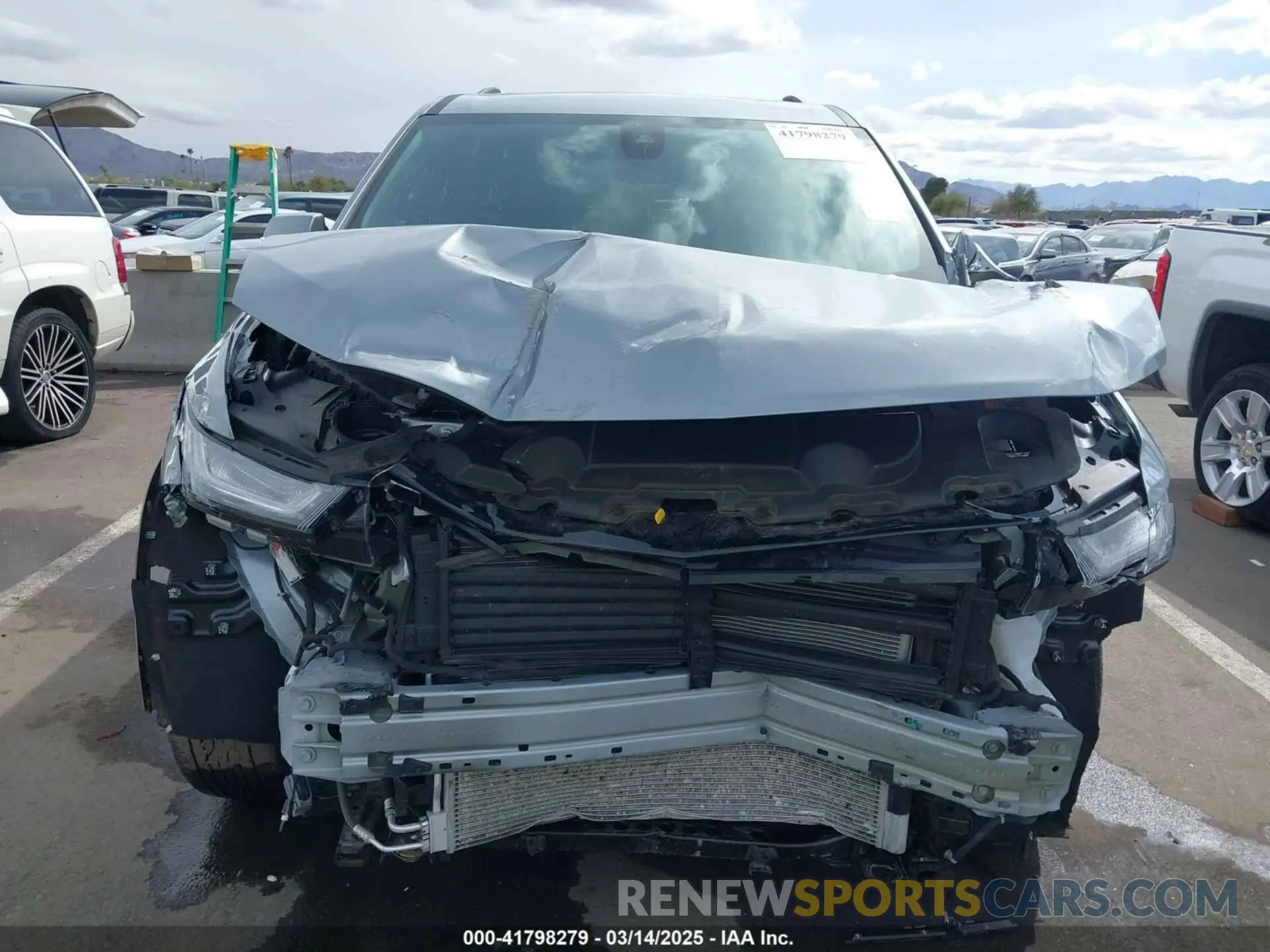 6 Photograph of a damaged car 1GNEVKKW6PJ287411 CHEVROLET TRAVERSE 2023