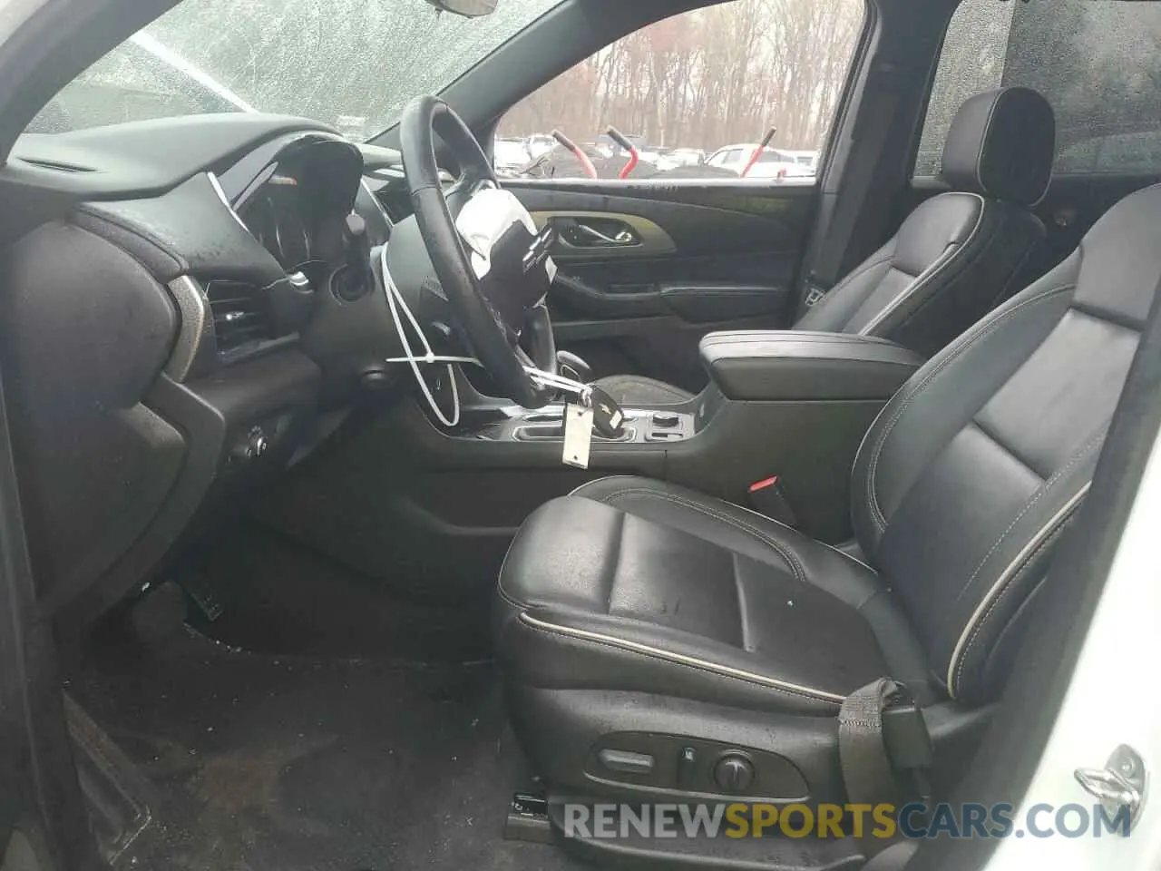 7 Photograph of a damaged car 1GNEVKKW6PJ297100 CHEVROLET TRAVERSE 2023