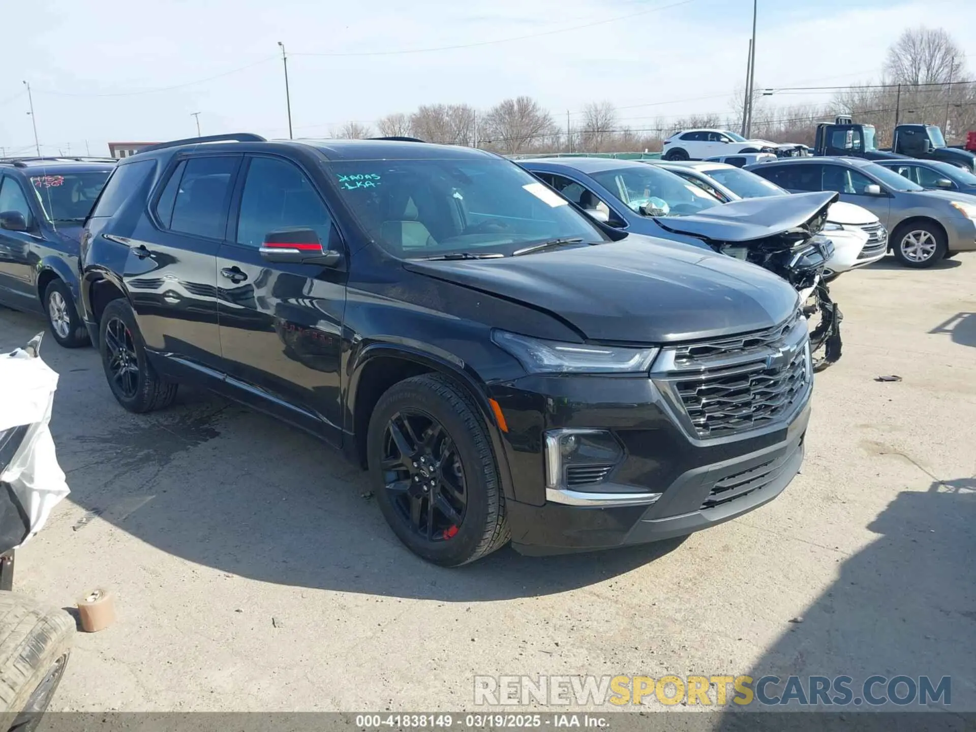 1 Photograph of a damaged car 1GNEVKKW7PJ310744 CHEVROLET TRAVERSE 2023