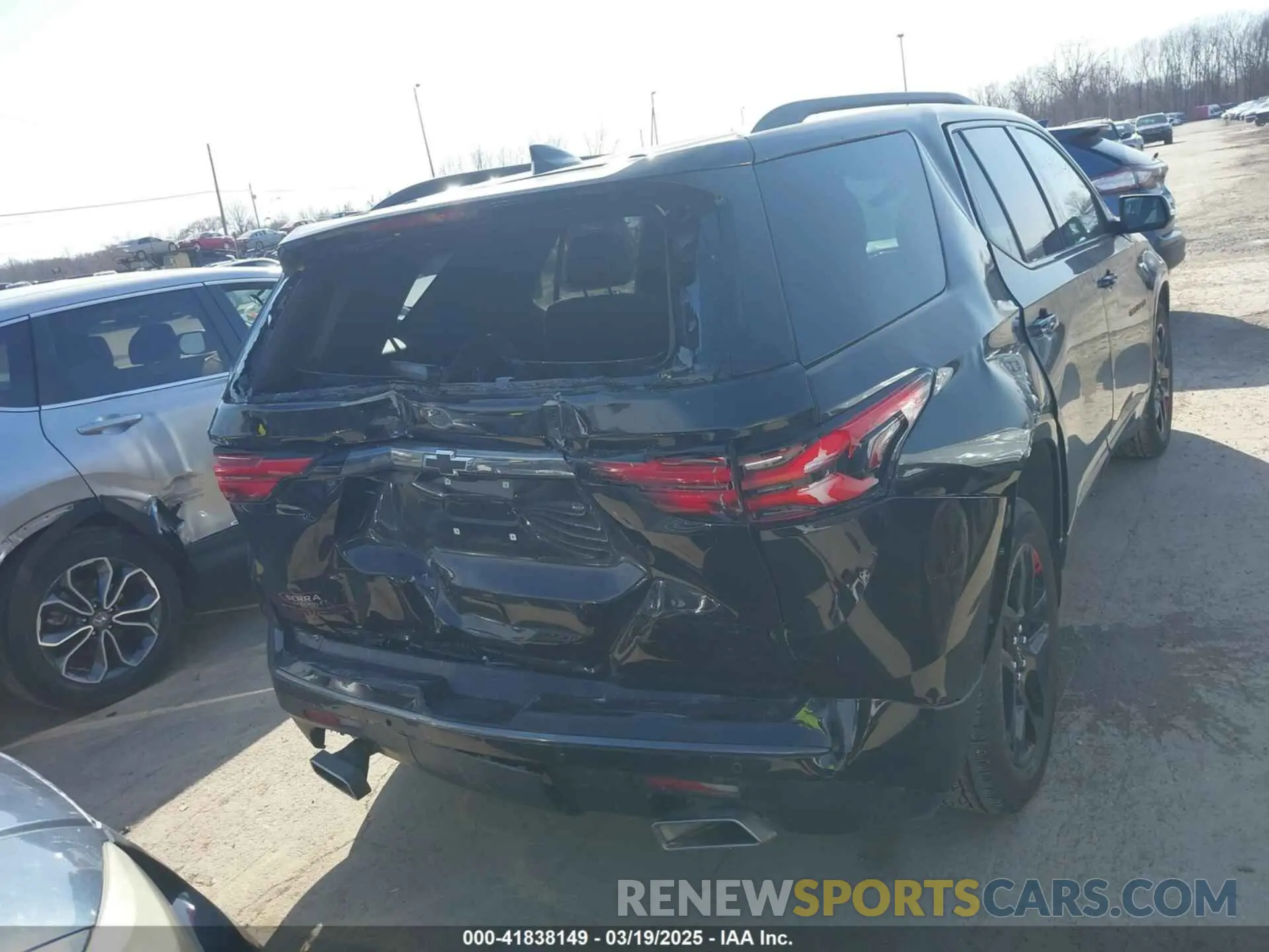 16 Photograph of a damaged car 1GNEVKKW7PJ310744 CHEVROLET TRAVERSE 2023