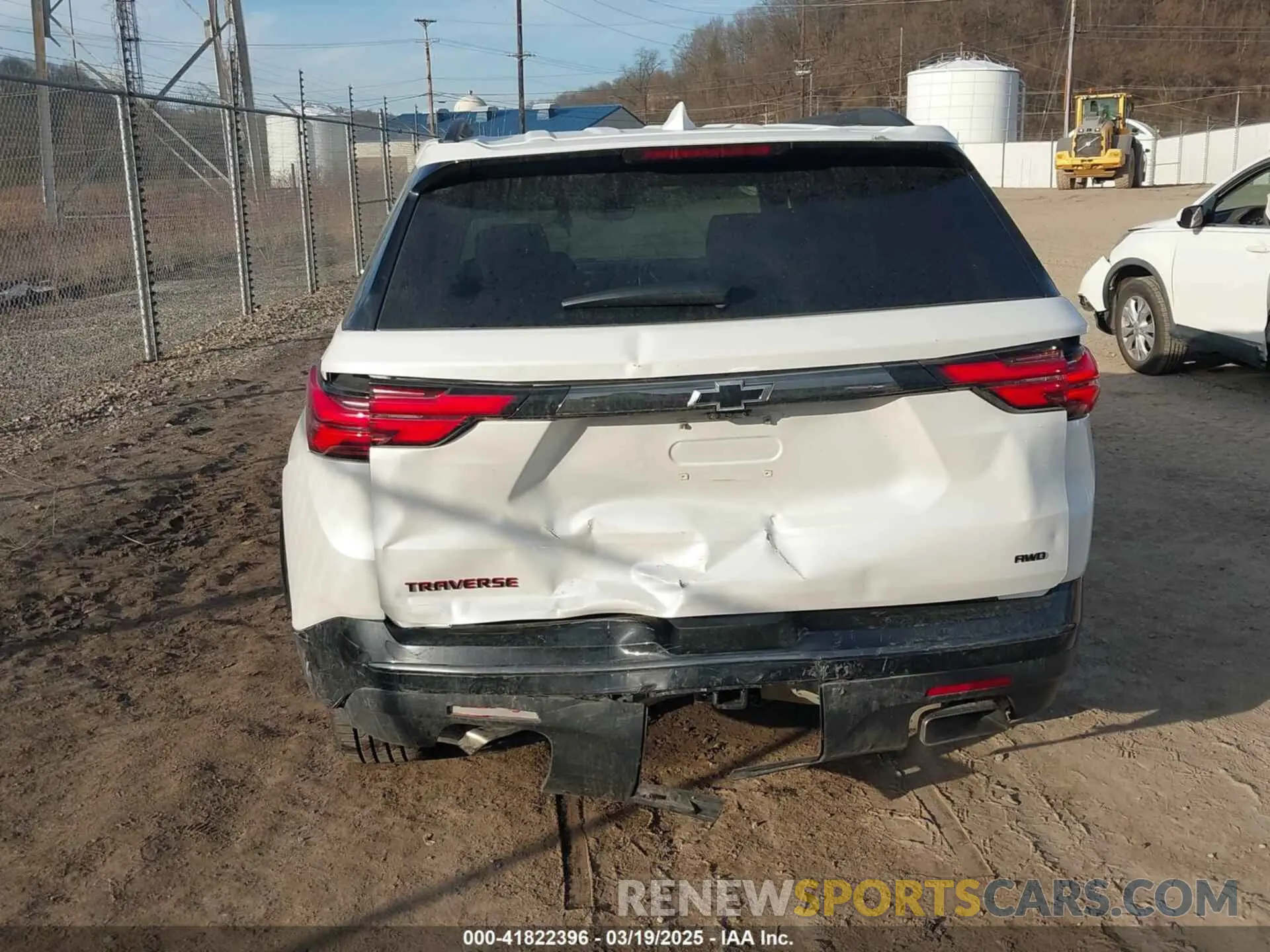 6 Photograph of a damaged car 1GNEVKKW8PJ218171 CHEVROLET TRAVERSE 2023