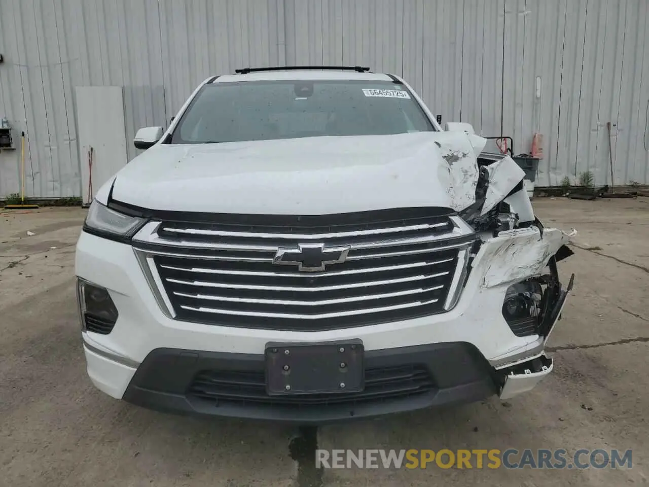 5 Photograph of a damaged car 1GNEVKKW9PJ127197 CHEVROLET TRAVERSE 2023