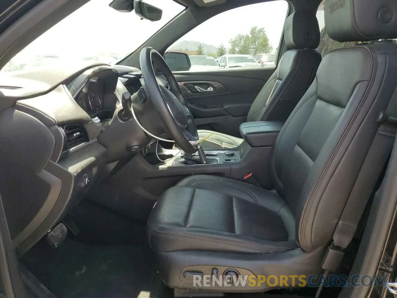 7 Photograph of a damaged car 1GNEVNKW3PJ180589 CHEVROLET TRAVERSE 2023