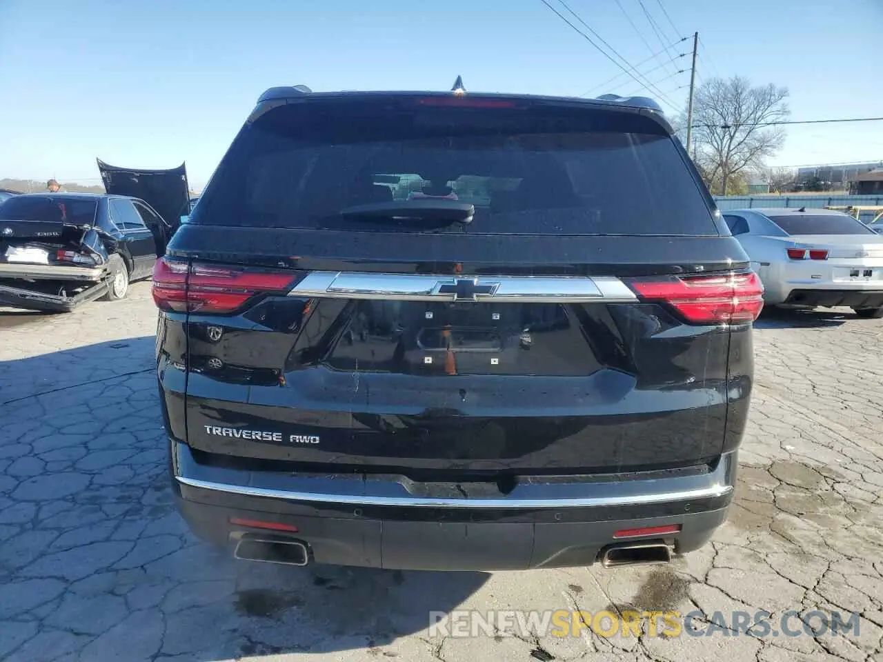 6 Photograph of a damaged car 1GNEVNKW4PJ275677 CHEVROLET TRAVERSE 2023