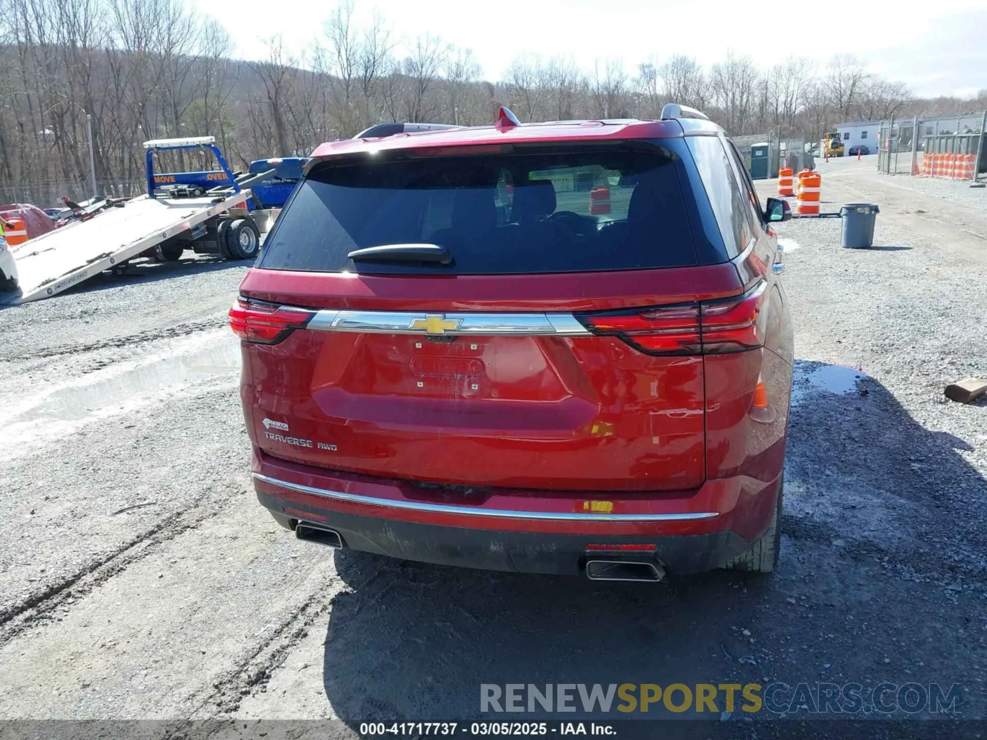 17 Photograph of a damaged car 1GNEVNKW9PJ339423 CHEVROLET TRAVERSE 2023