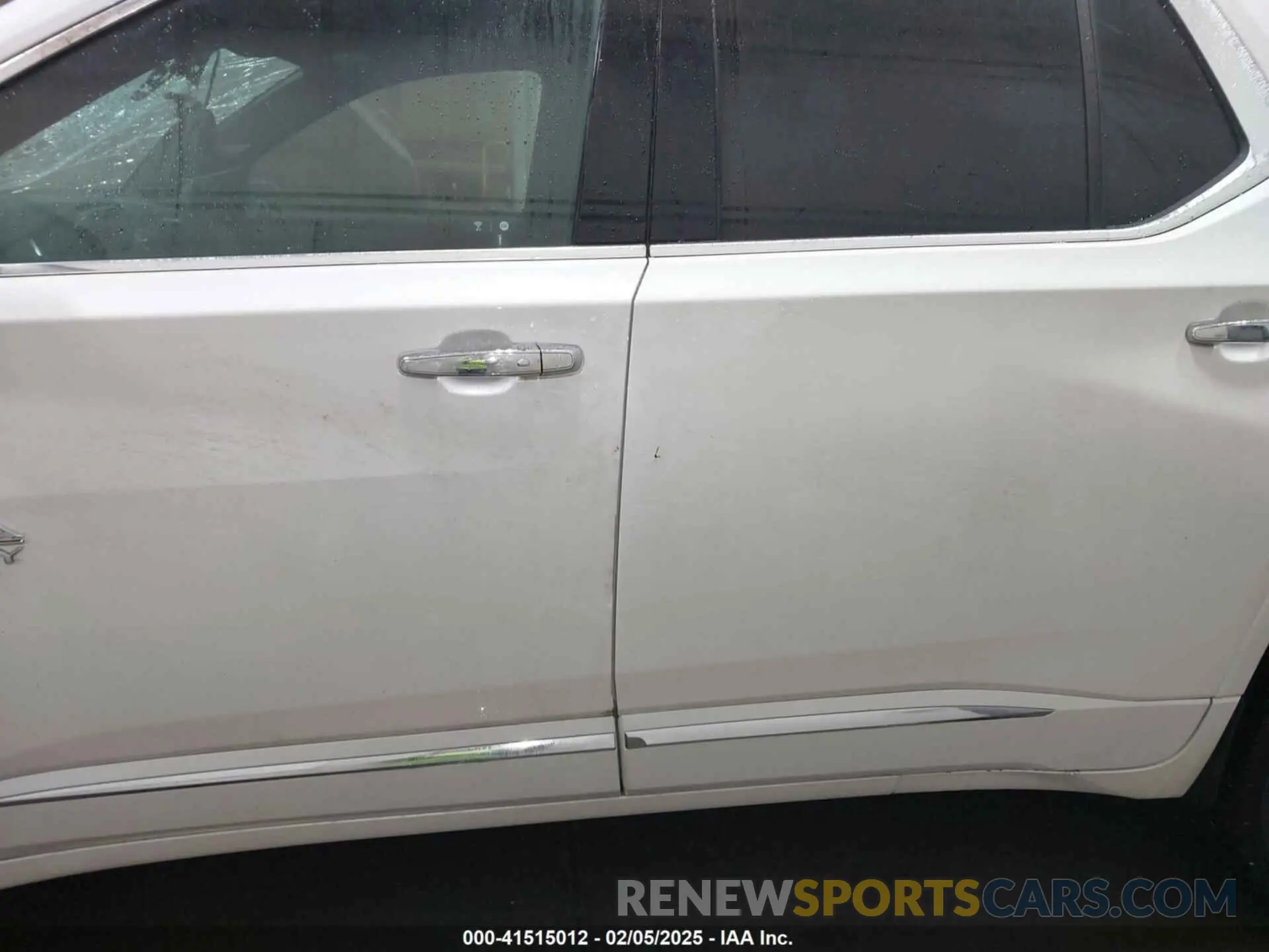 14 Photograph of a damaged car 1GNEVNKWXPJ176247 CHEVROLET TRAVERSE 2023