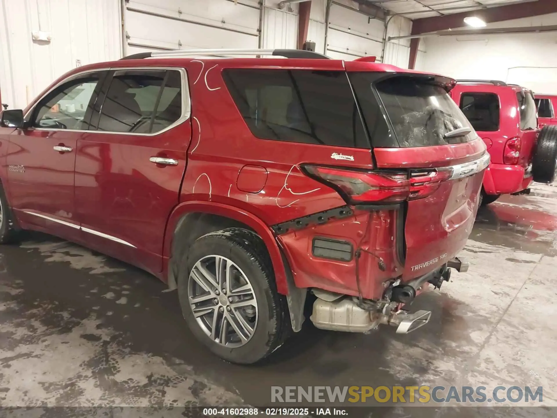 21 Photograph of a damaged car 1GNEVNKWXPJ273125 CHEVROLET TRAVERSE 2023