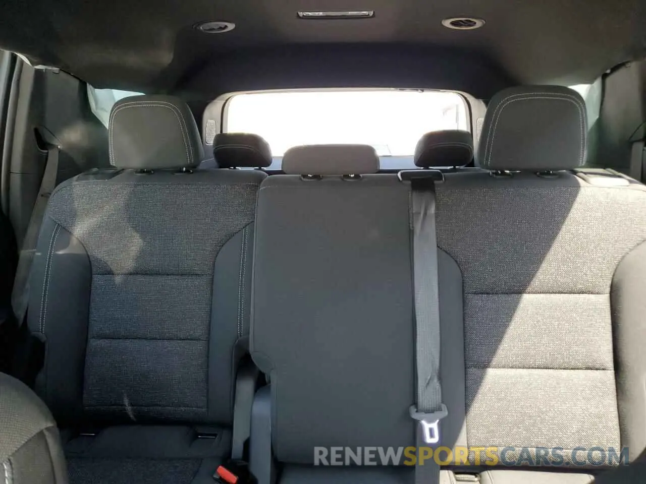 10 Photograph of a damaged car 1GNEREKS1RJ201895 CHEVROLET TRAVERSE 2024