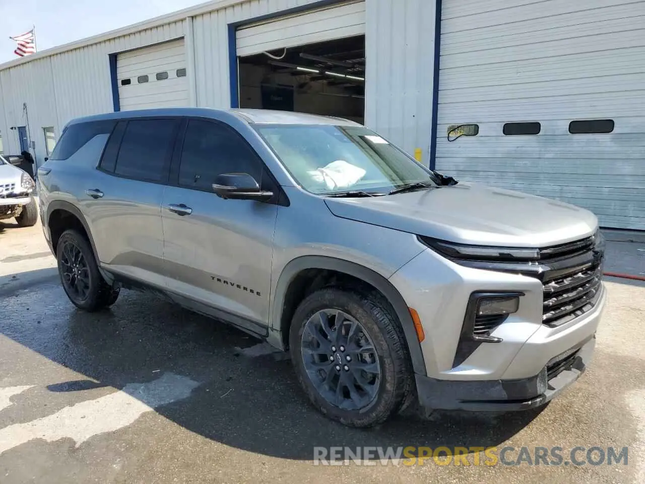 4 Photograph of a damaged car 1GNEREKS1RJ201895 CHEVROLET TRAVERSE 2024
