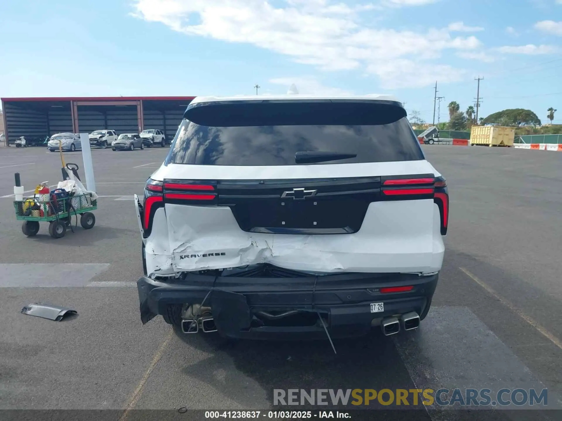 17 Photograph of a damaged car 1GNEREKS3RJ166373 CHEVROLET TRAVERSE 2024