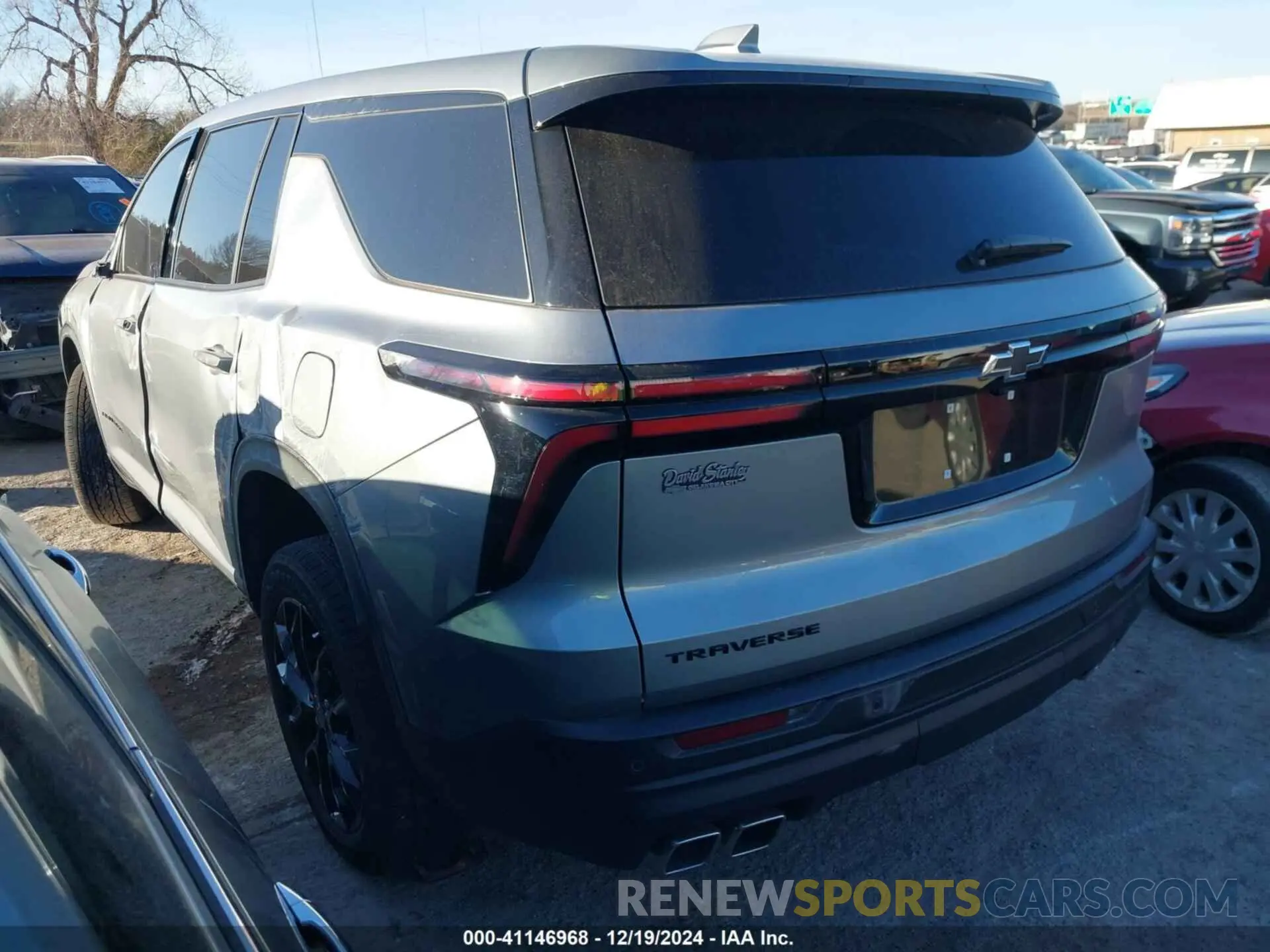 14 Photograph of a damaged car 1GNEREKS6RJ146215 CHEVROLET TRAVERSE 2024