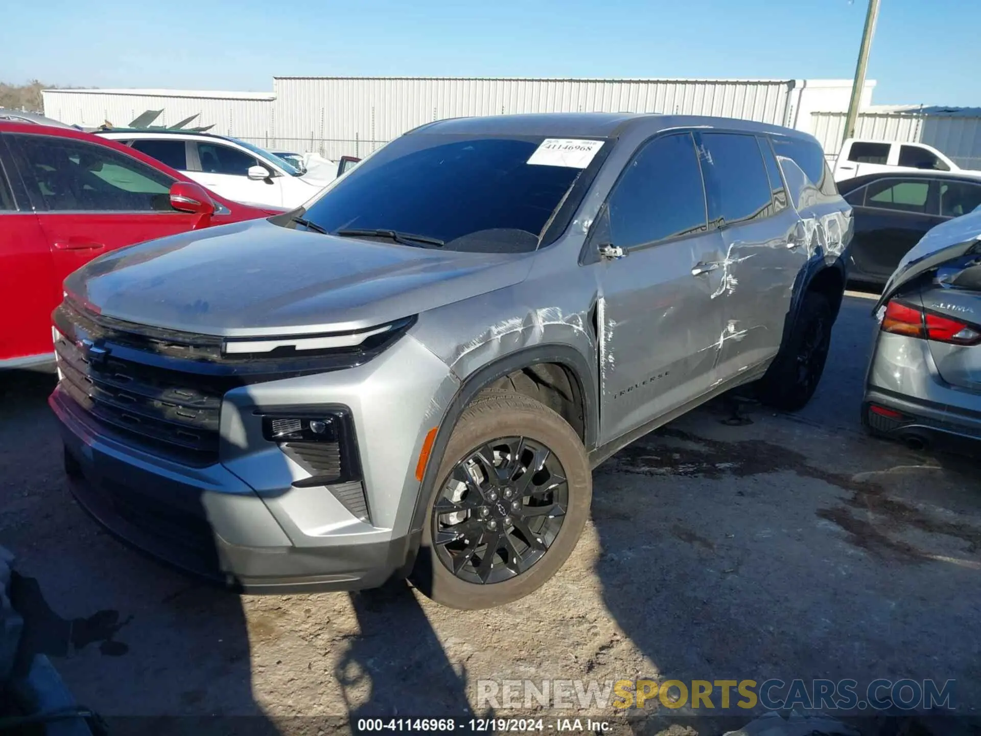 2 Photograph of a damaged car 1GNEREKS6RJ146215 CHEVROLET TRAVERSE 2024