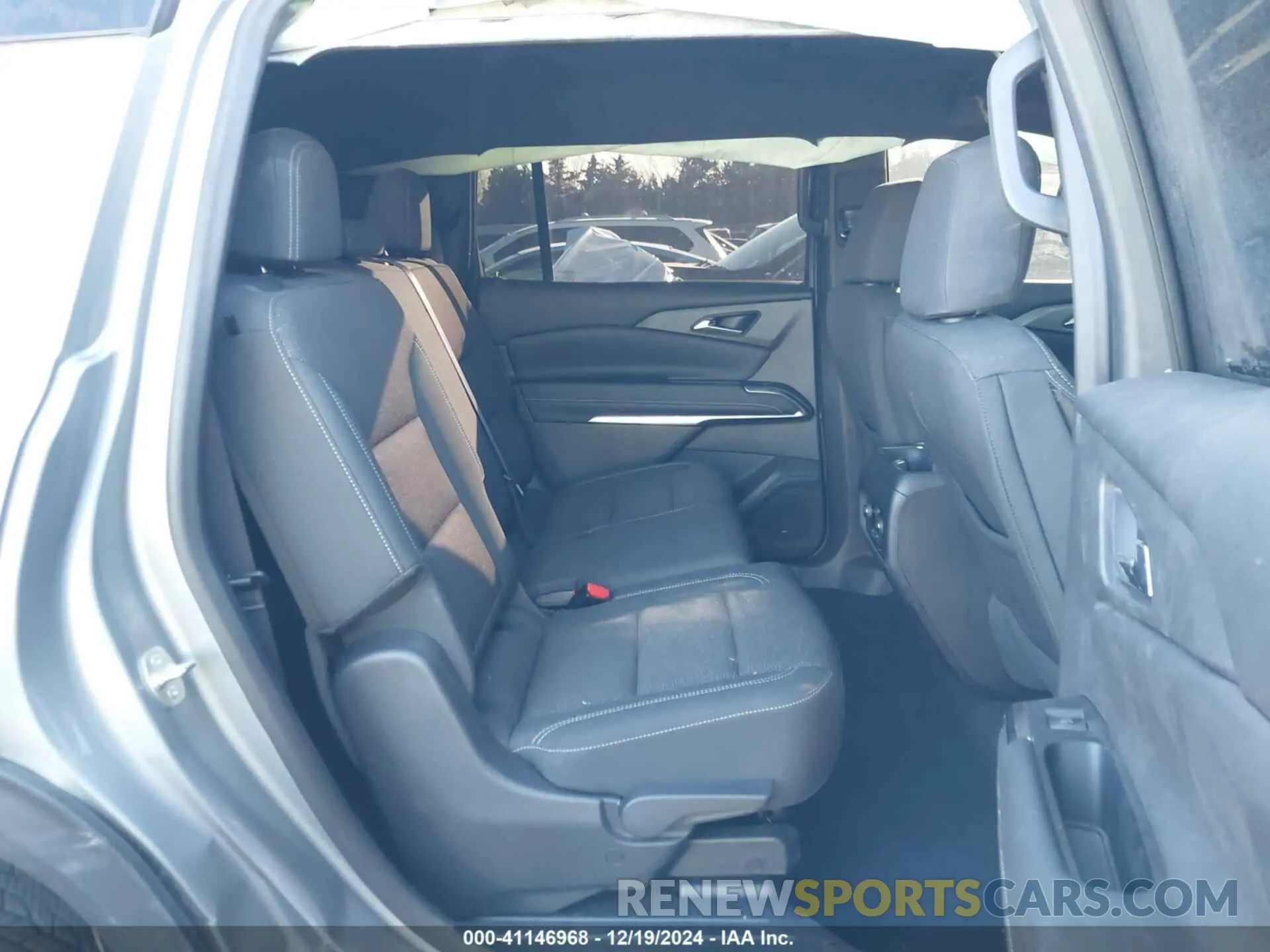 8 Photograph of a damaged car 1GNEREKS6RJ146215 CHEVROLET TRAVERSE 2024